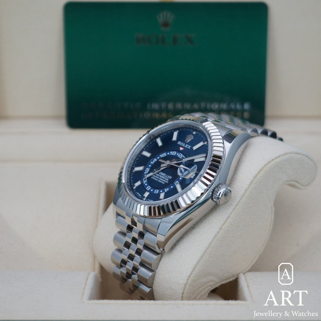 Pre-Owned Rolex Sky-Dweller42mm 326934