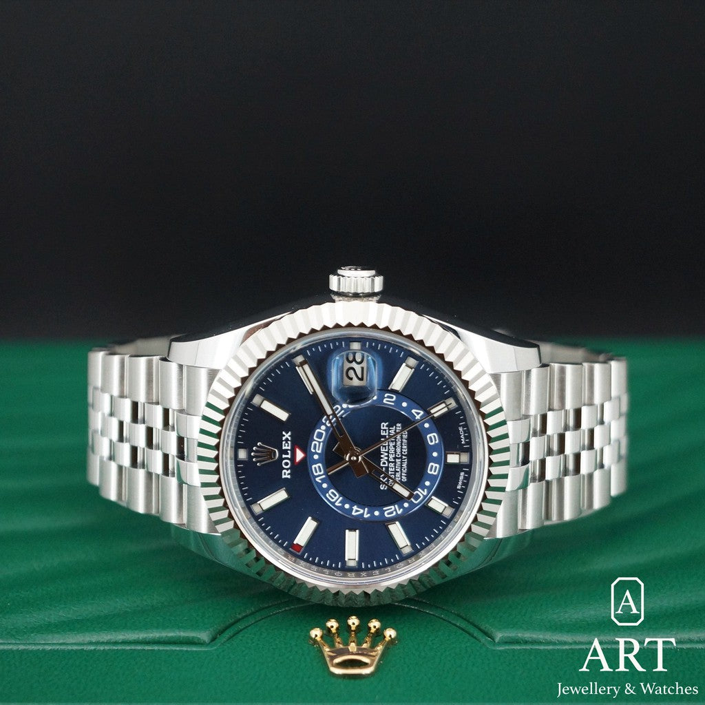 Pre-Owned Rolex Sky-Dweller42mm 326934