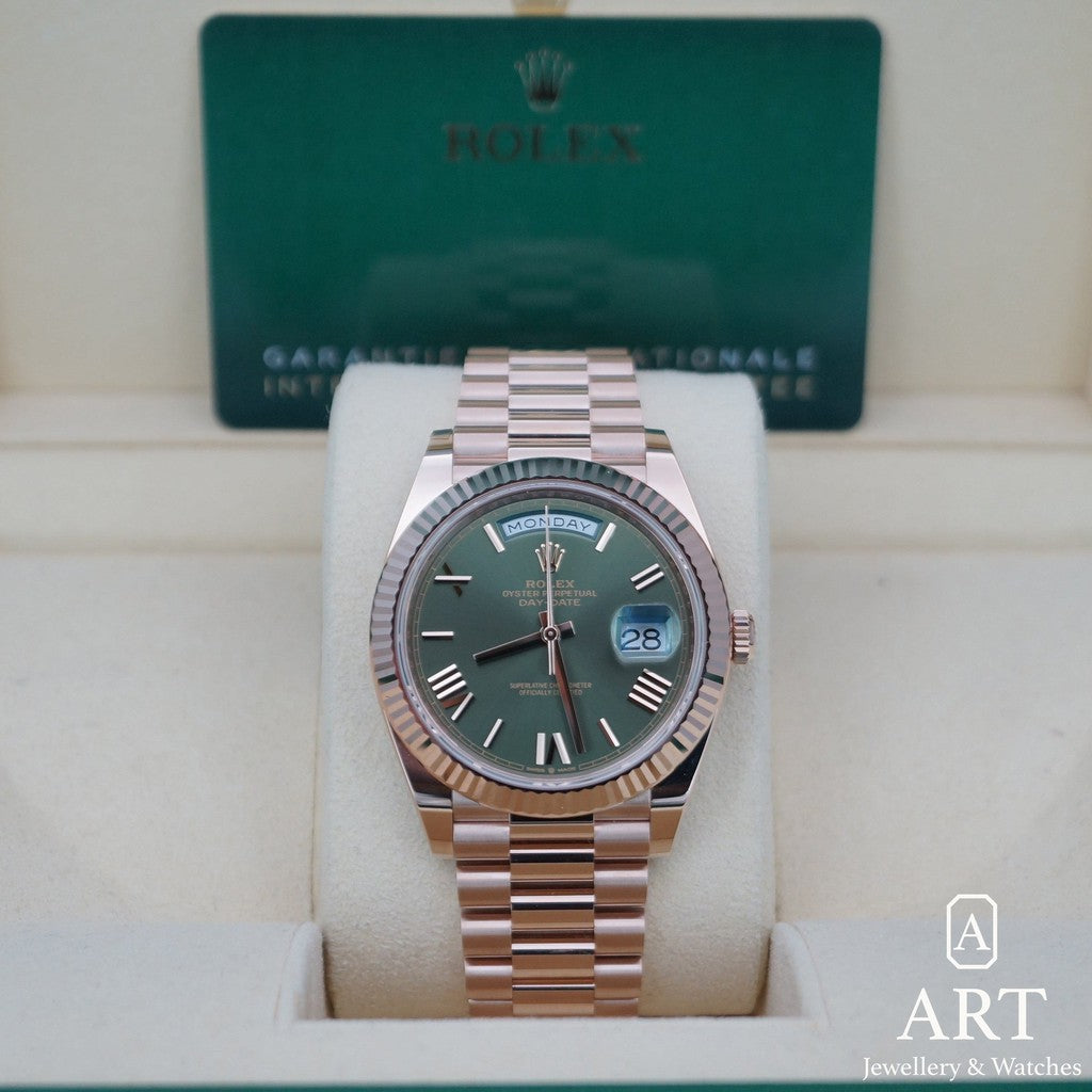 Pre-Owned Rolex Day-Date 40mm 228235