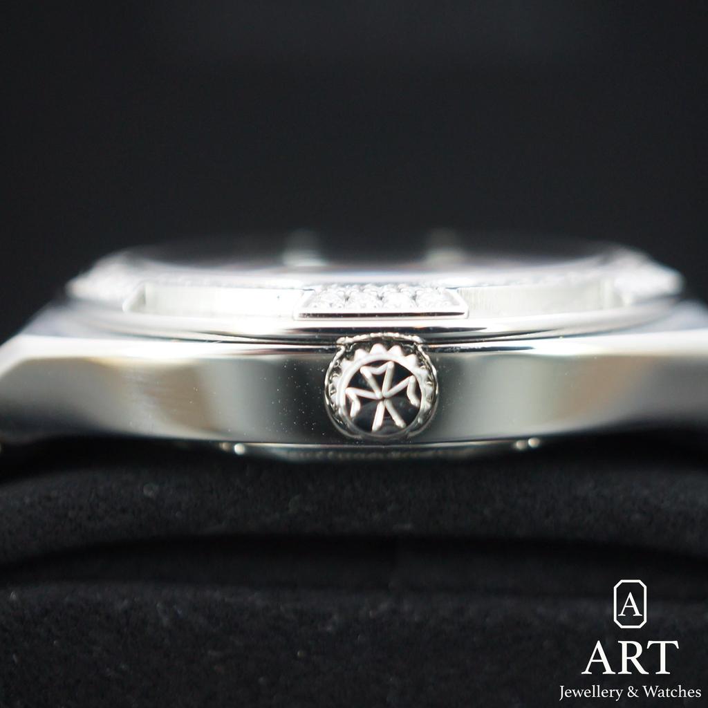 Pre-Owned Vacheron Constantin Overseas 33mm 1205V100A-B590