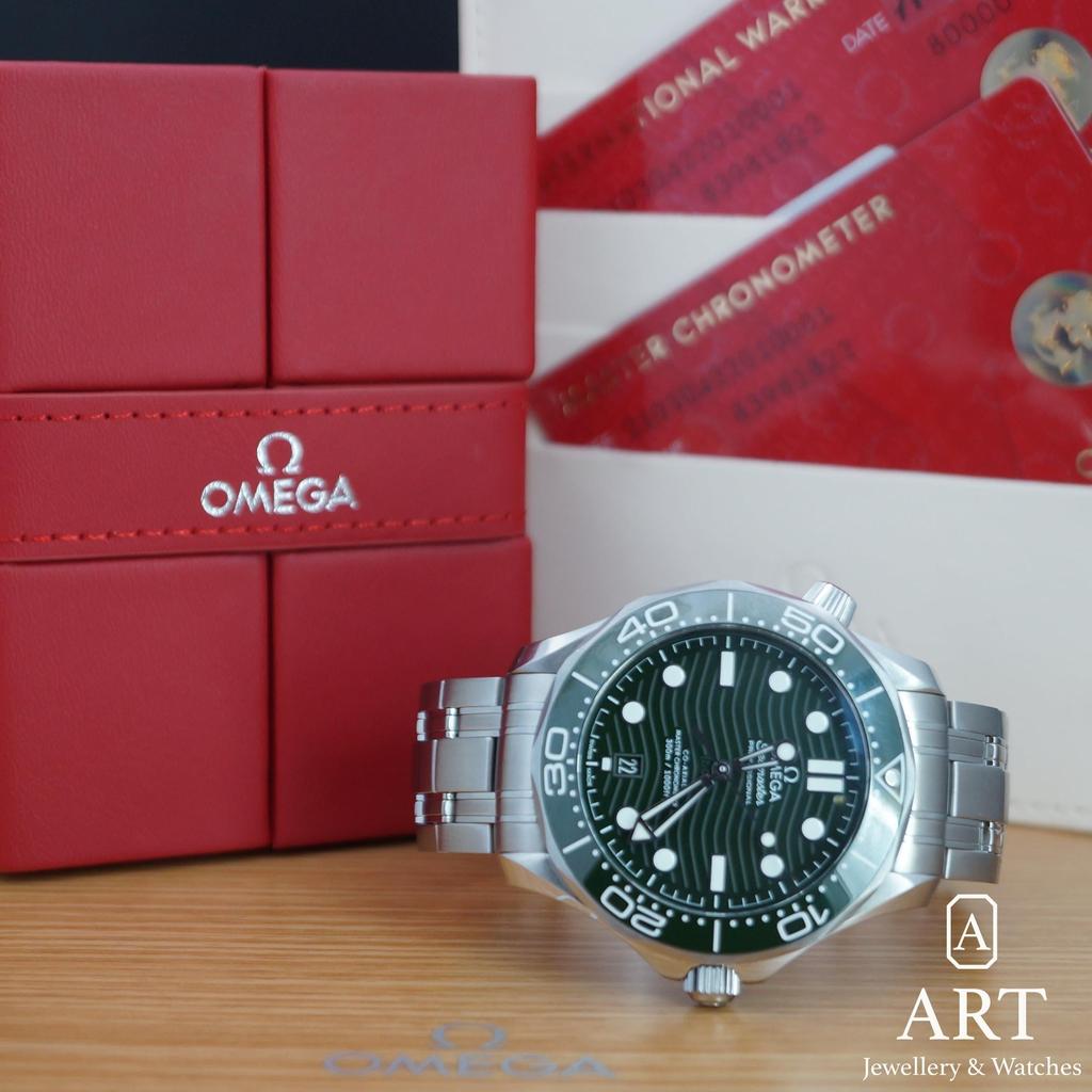 Pre-Owned Omega Seamaster Diver 210.30.42.20.10.001 