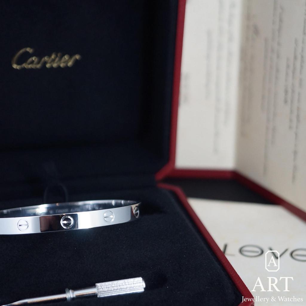 Pre-Owned Cartier Love Bracelet 18 Size CRB6035418