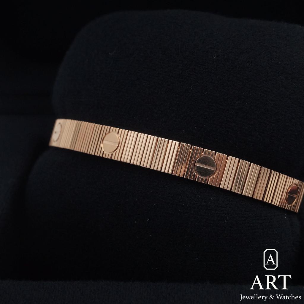 Pre-Owned Cartier Love Unlimited Bracelet 17 B6088917