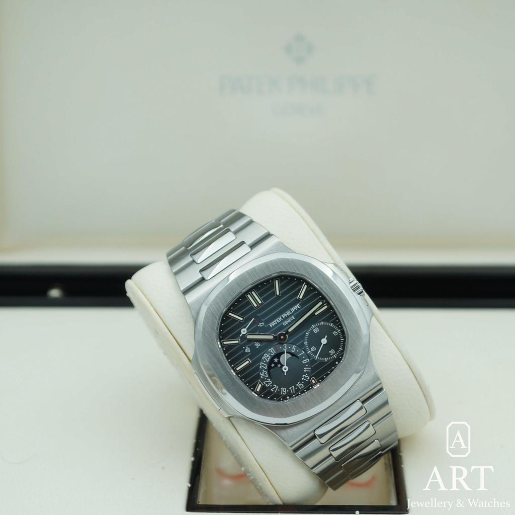 Pre-Owned Patek Philippe Nautilus 40mm 5712/1A