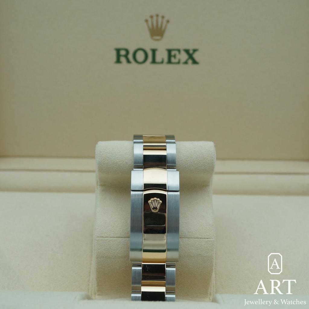 Pre-Owned Rolex Sky-Dweller 42mm 326933