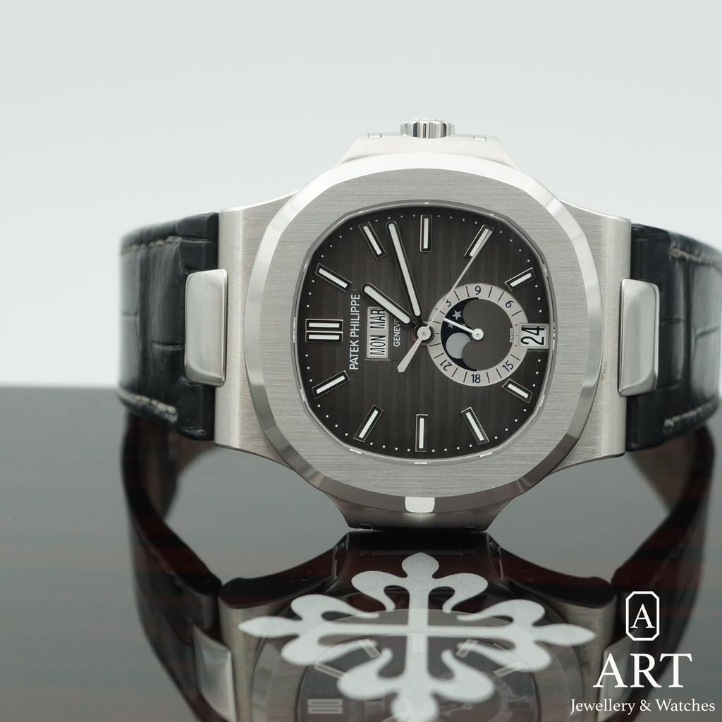 Pre-Owned Patek Philippe Nautilus 40.5mm 5726A-001