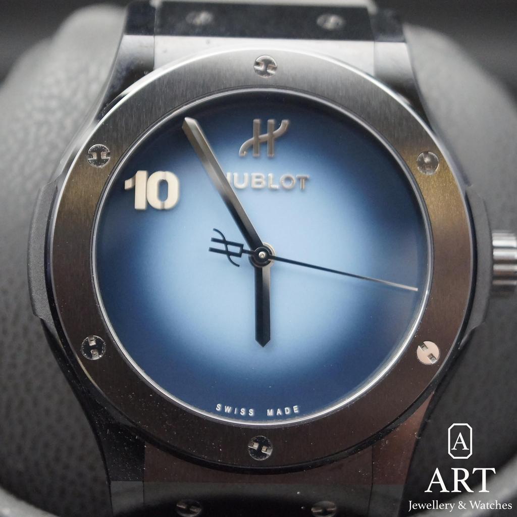  Hublot Classic Fusion 42mm 542.CX.5170.RX.DOG