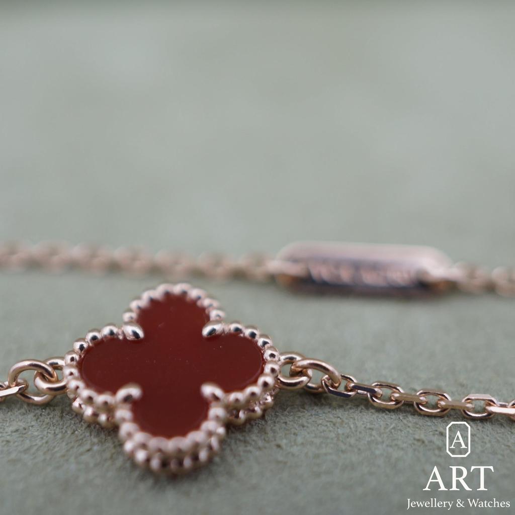 Pre-Owned Van Cleef & Arpels Sweet Alhambra VCARN59K00