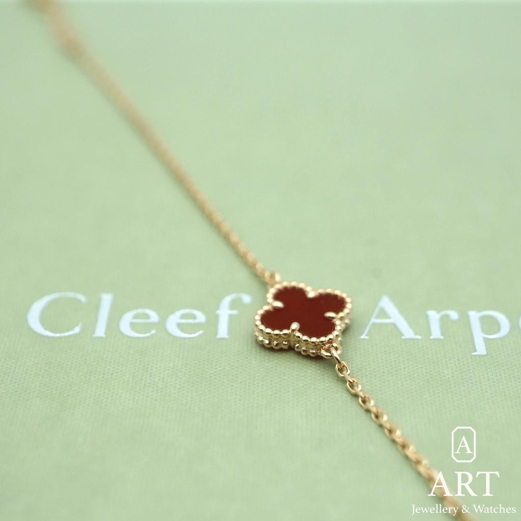 Pre-Owned Van Cleef & Arpels Sweet Alhambra VCARN59K00