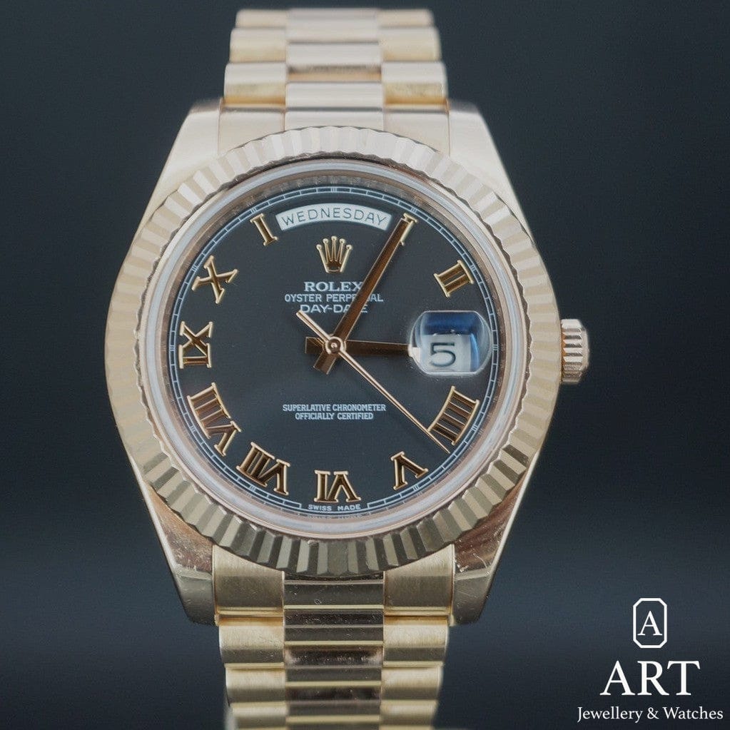 Pre-Owned Rolex Day-Date 41mm 218235