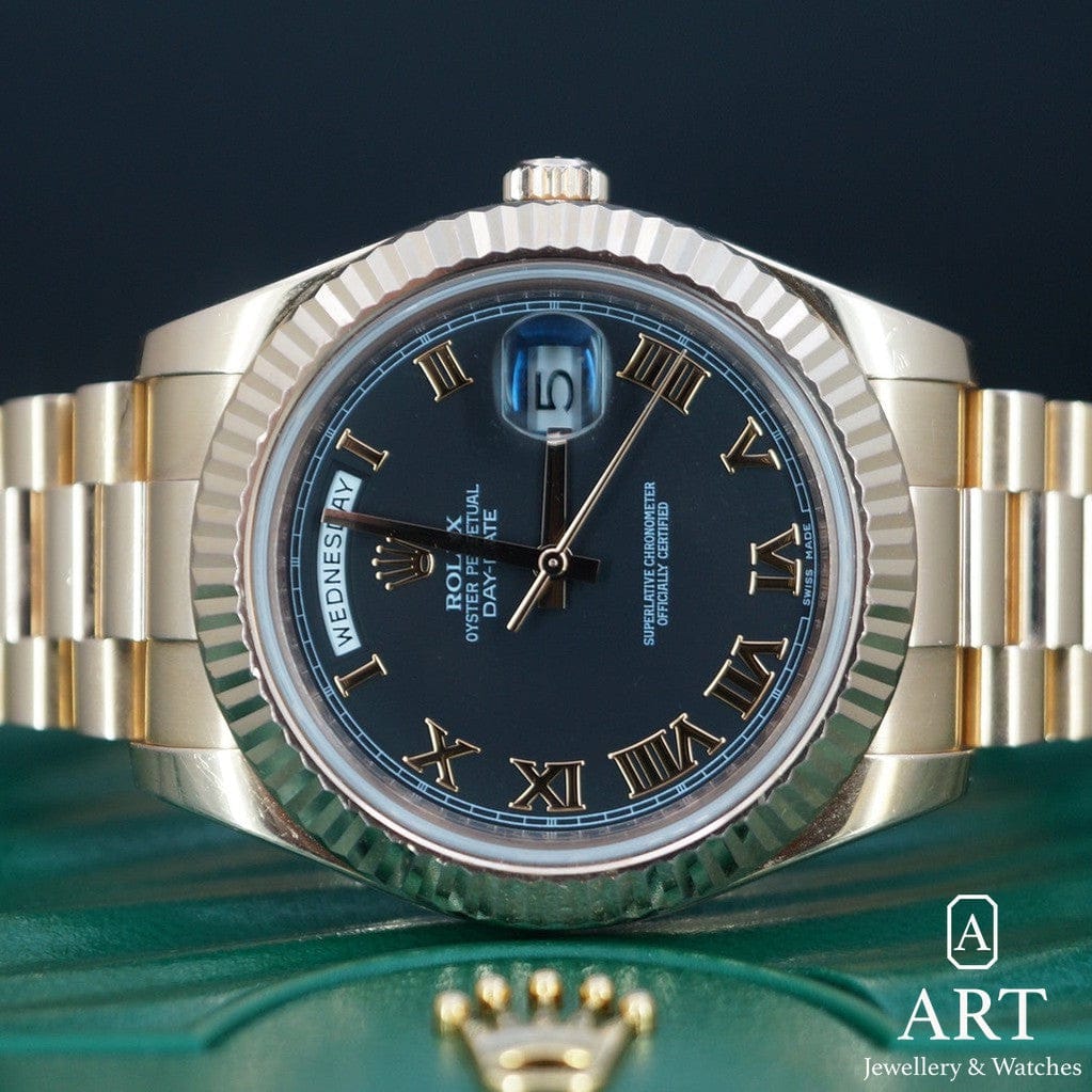 Pre-Owned Rolex Day-Date 41mm 218235