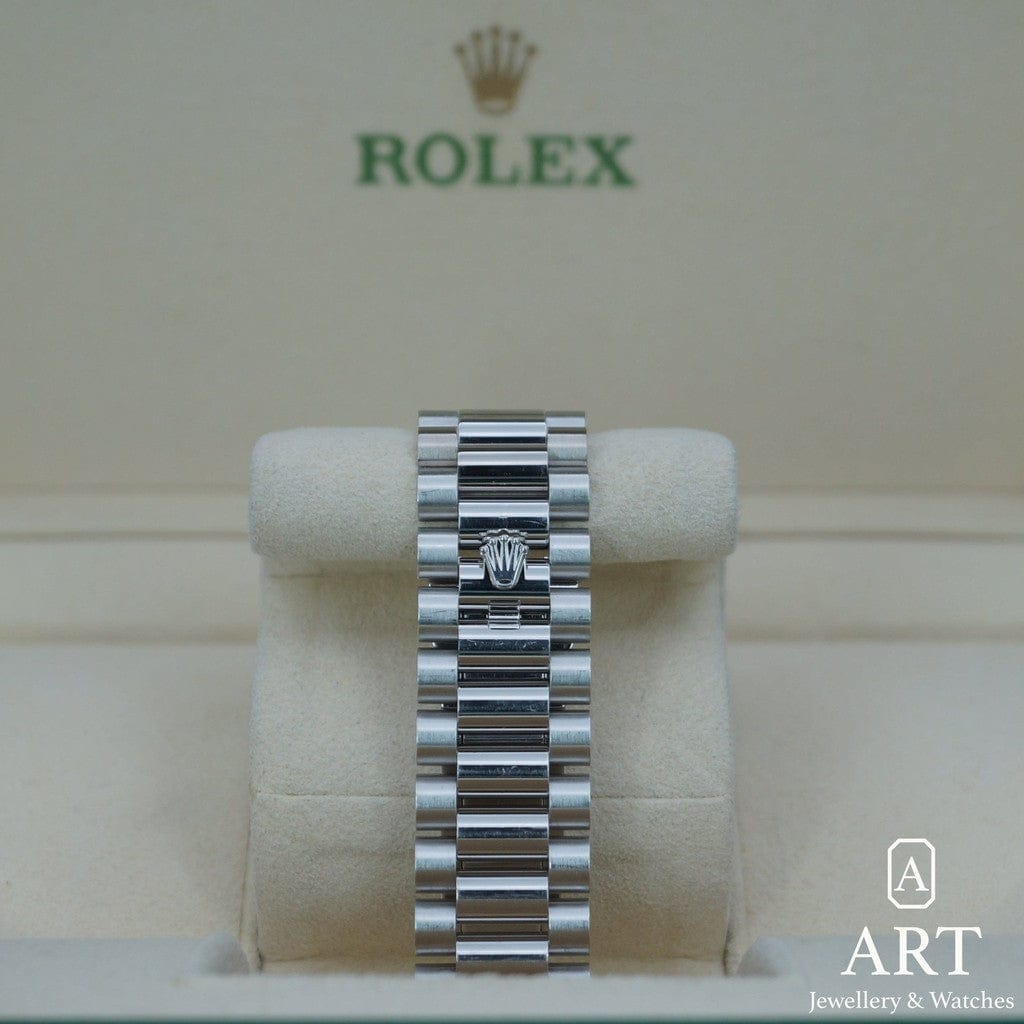 Pre-Owned Rolex Daydate 40mm 228206