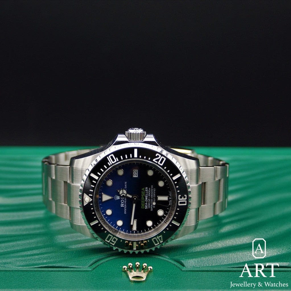 Pre-Owned Rolex Sea-Dweller 44mm 116660