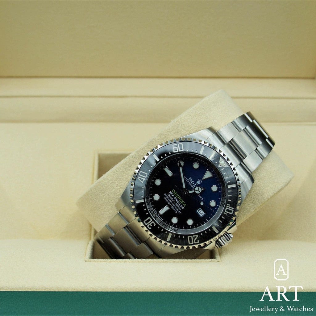 Pre-Owned Rolex Sea-Dweller 44mm 126660