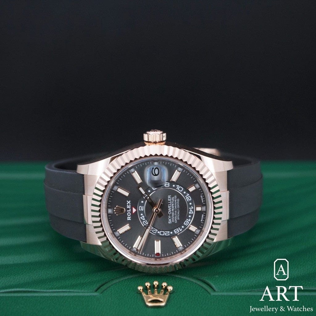 Pre-Owned Rolex Sky-Dwelerr 42mm 326235