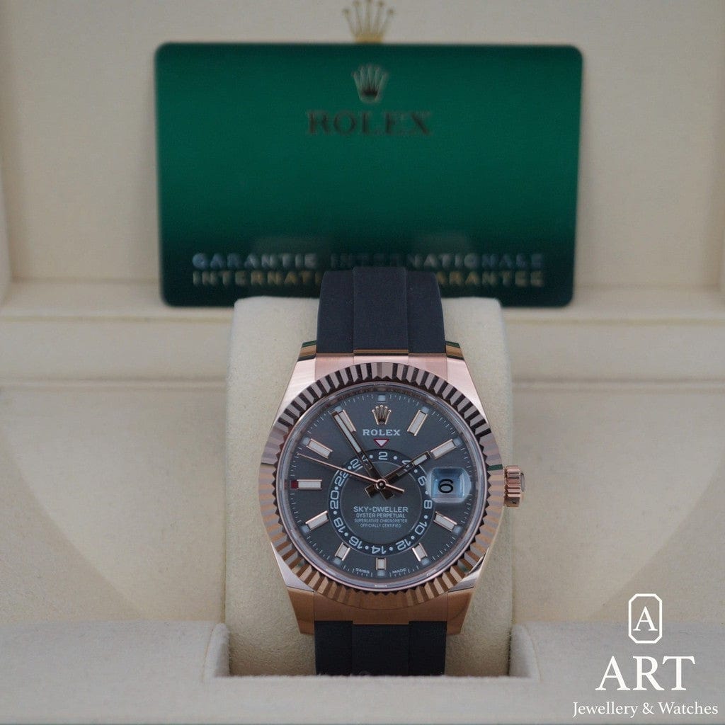 Pre-Owned Rolex Sky-Dwelerr 42mm 326235